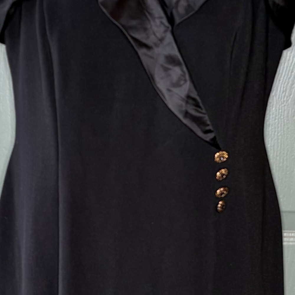 Betsy & Adam Dress 18W Black Satin Trim Spaghetti Strap Vintage Glam LBD Y2K - Picture 3 of 6